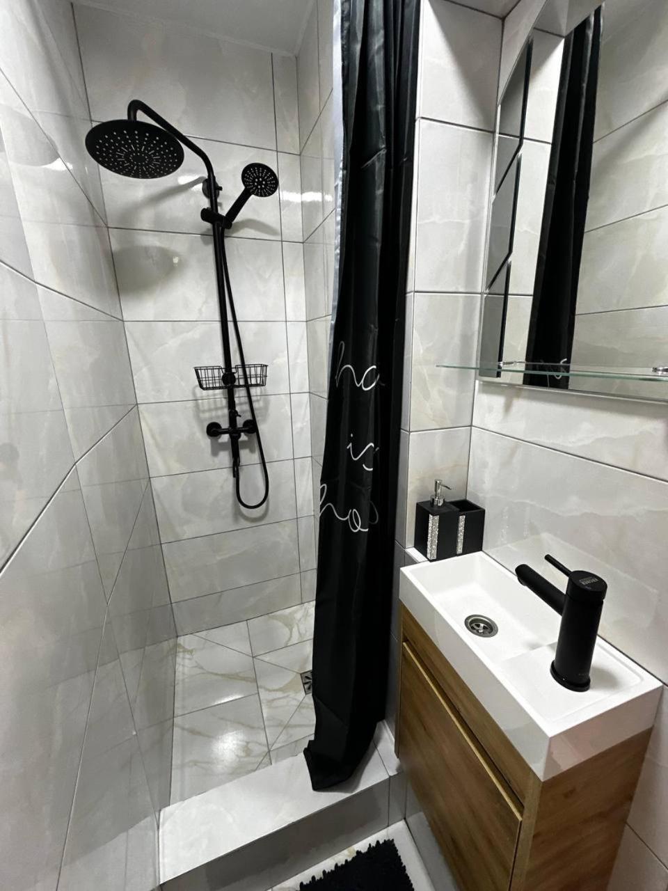 Апартаменти В Центрі Львова !!! Dış mekan fotoğraf